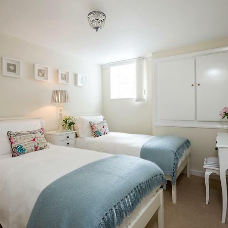 Albany Apartment Whitby Extérieur photo